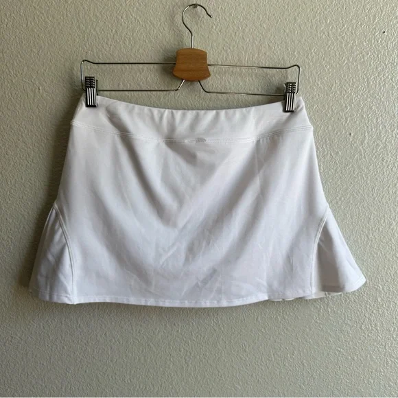Asics White Tennis Mini Skirt Women’s Size Medium Athletic Wear - Picture 4 of 8